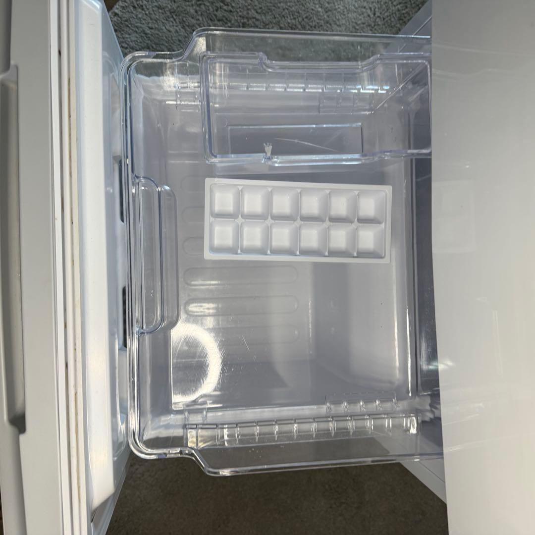 【207】SHARP 冷蔵庫　SJ-18E8-KW 179L 2021年