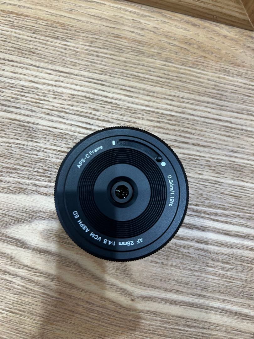 VILTROX AF 28mm f/4.5 レンズ　xマウント