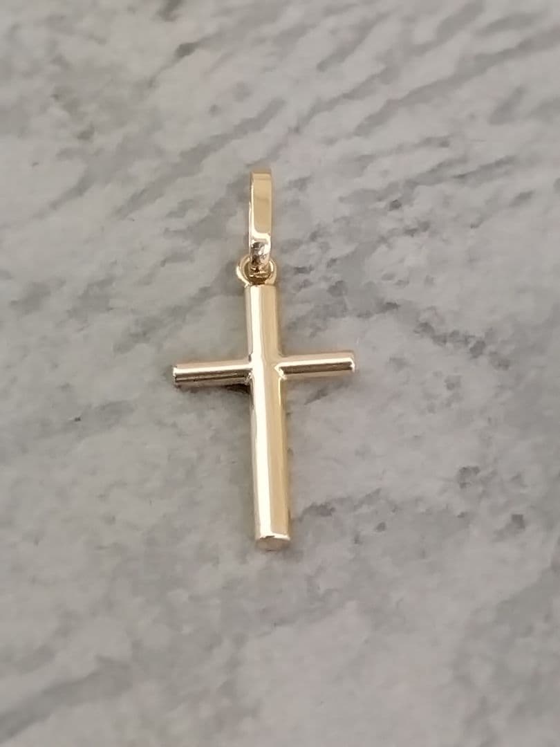K18YG十字架ペンダントトップ　　中古品