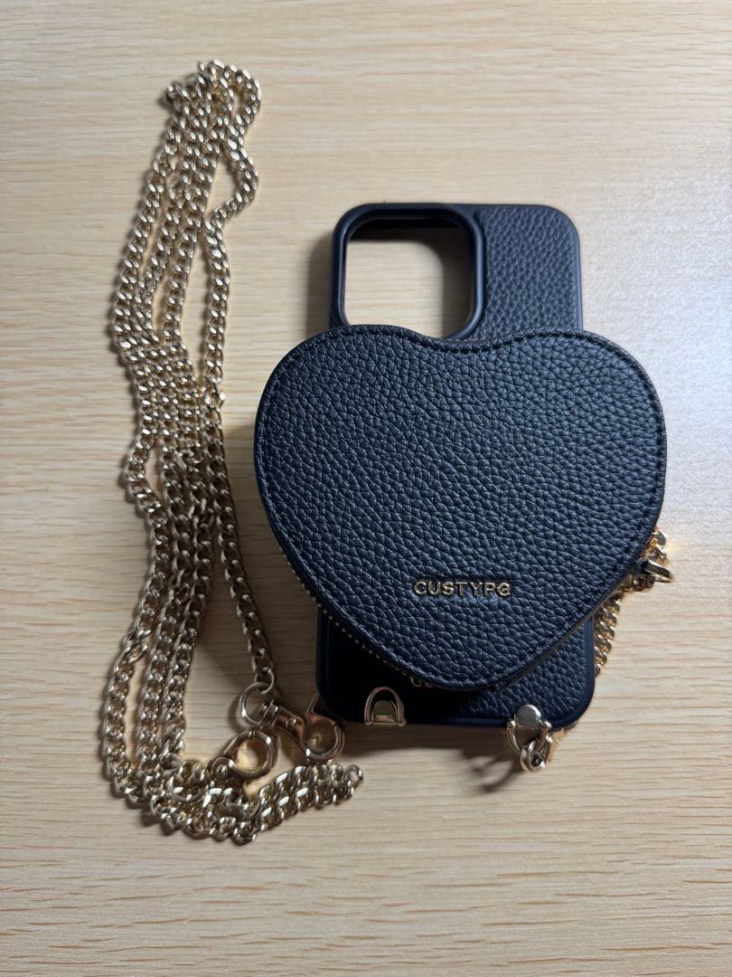 CUSTYPE iPhone15promaxケース　ハートポーチ　magsafe