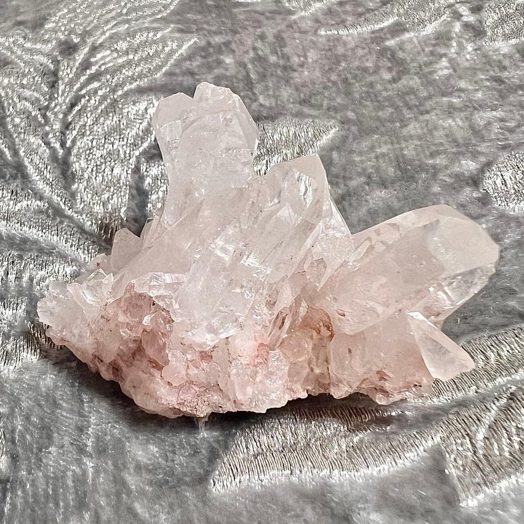 ピンクレムリアンクォーツクラスター