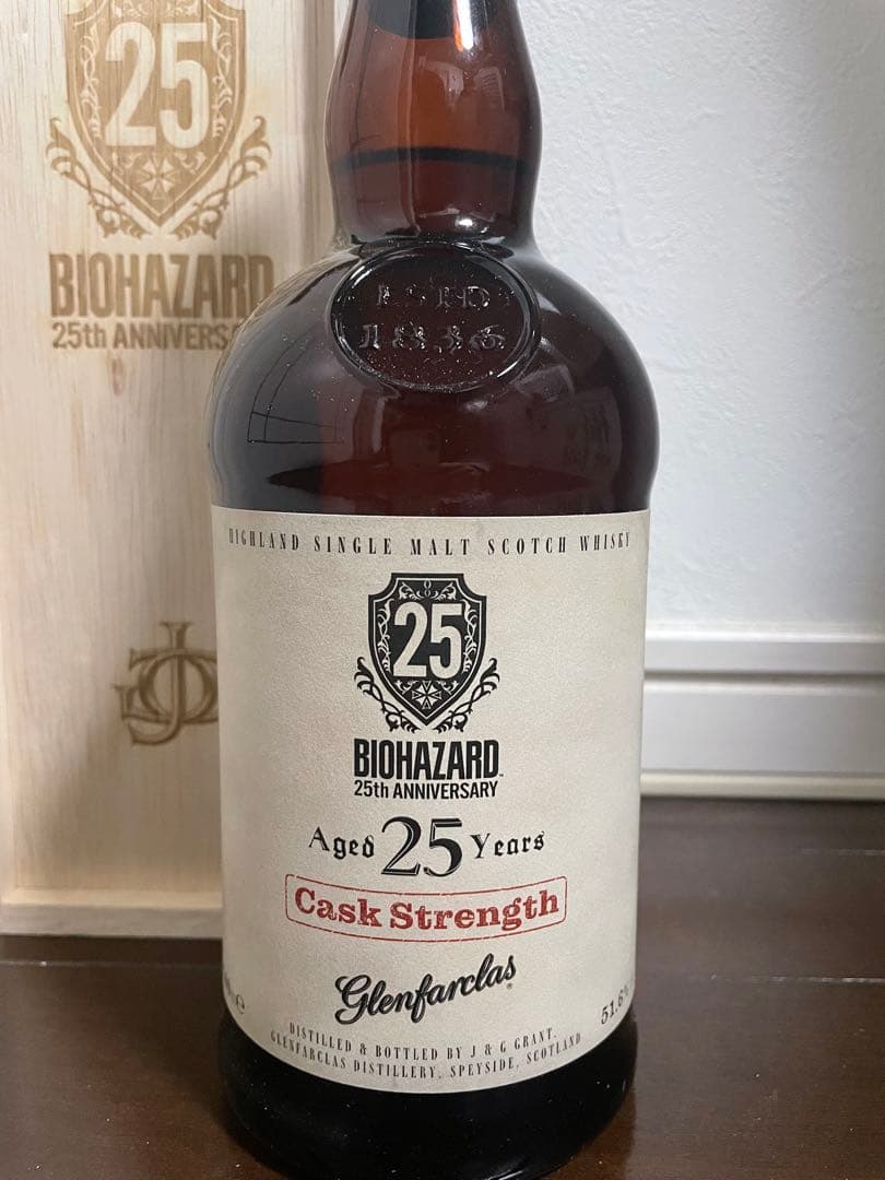 パ*コ様 Glenfarclas 25年Cask Strengthバイオハザード