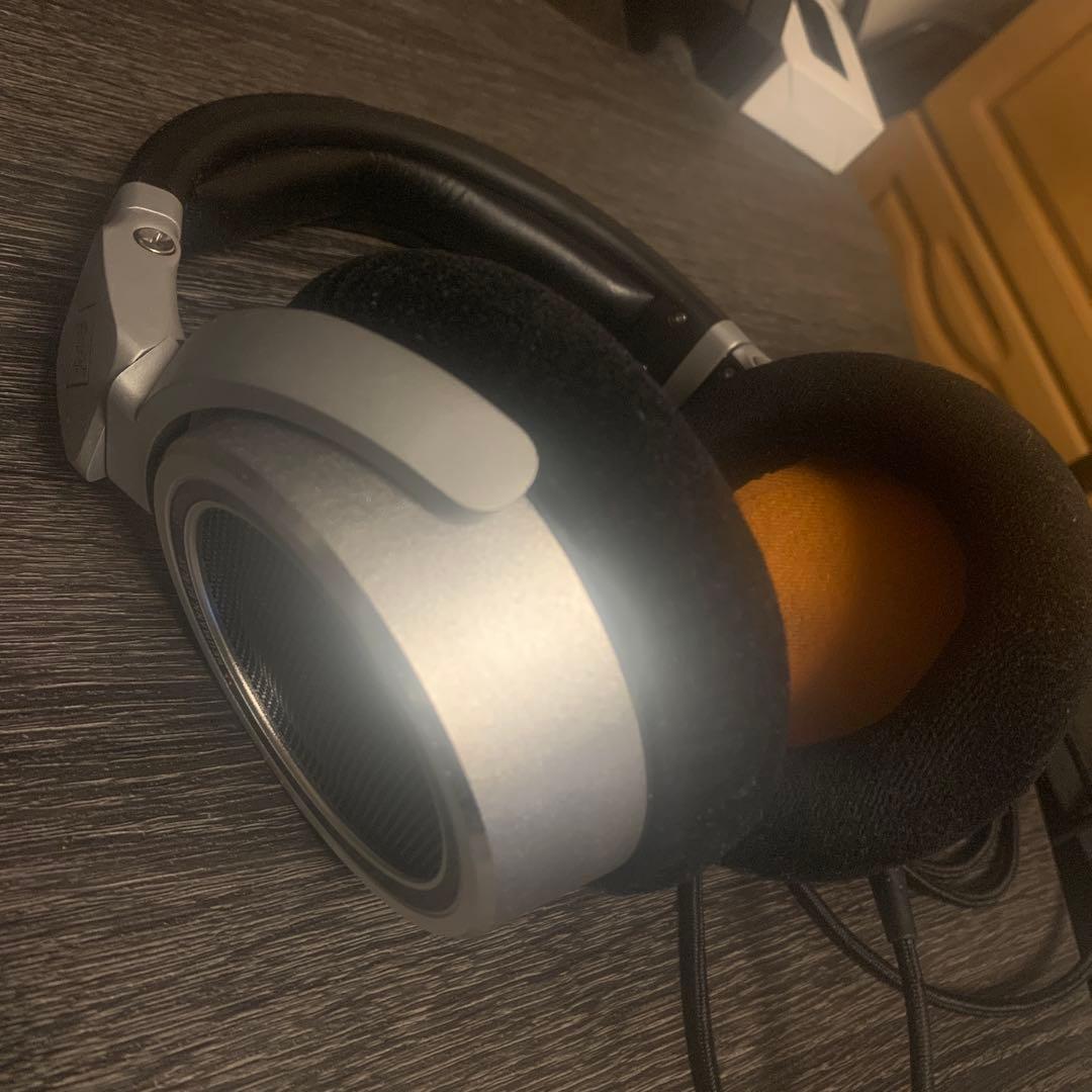 Neumann NDH30 開放型モニターヘッドホン