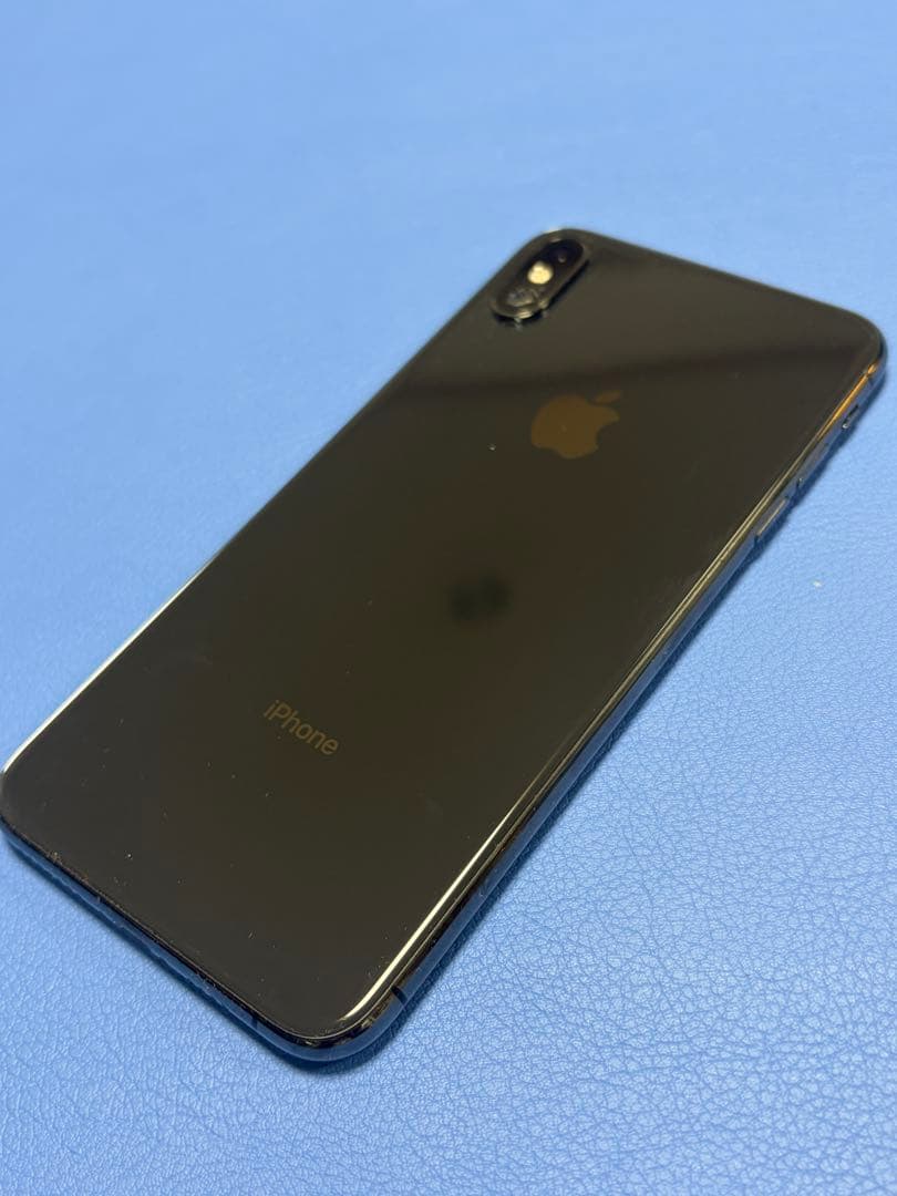Apple iPhone Xs Max 64GB ブラック（専売）