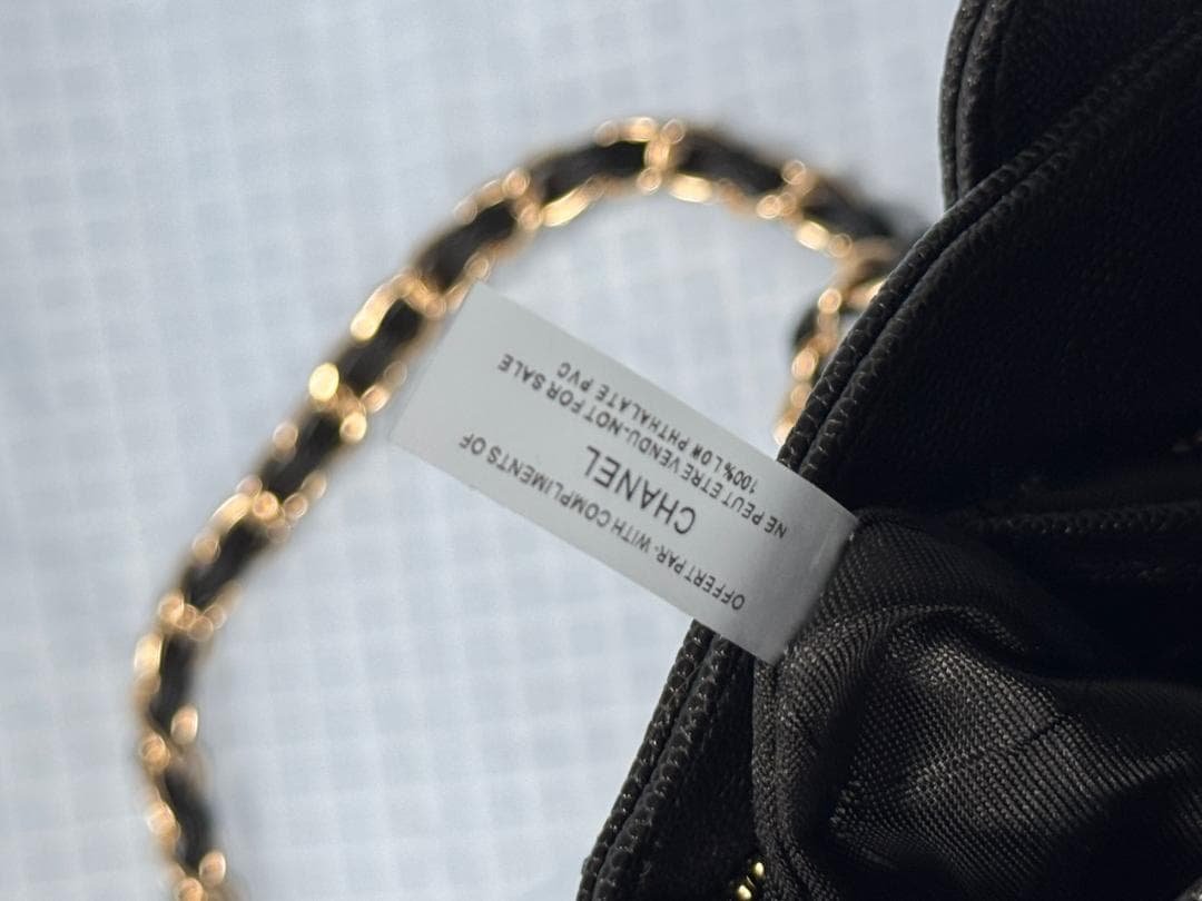 ✨新品・未使用ブラック キルティング ミニショルダーバッグdsa