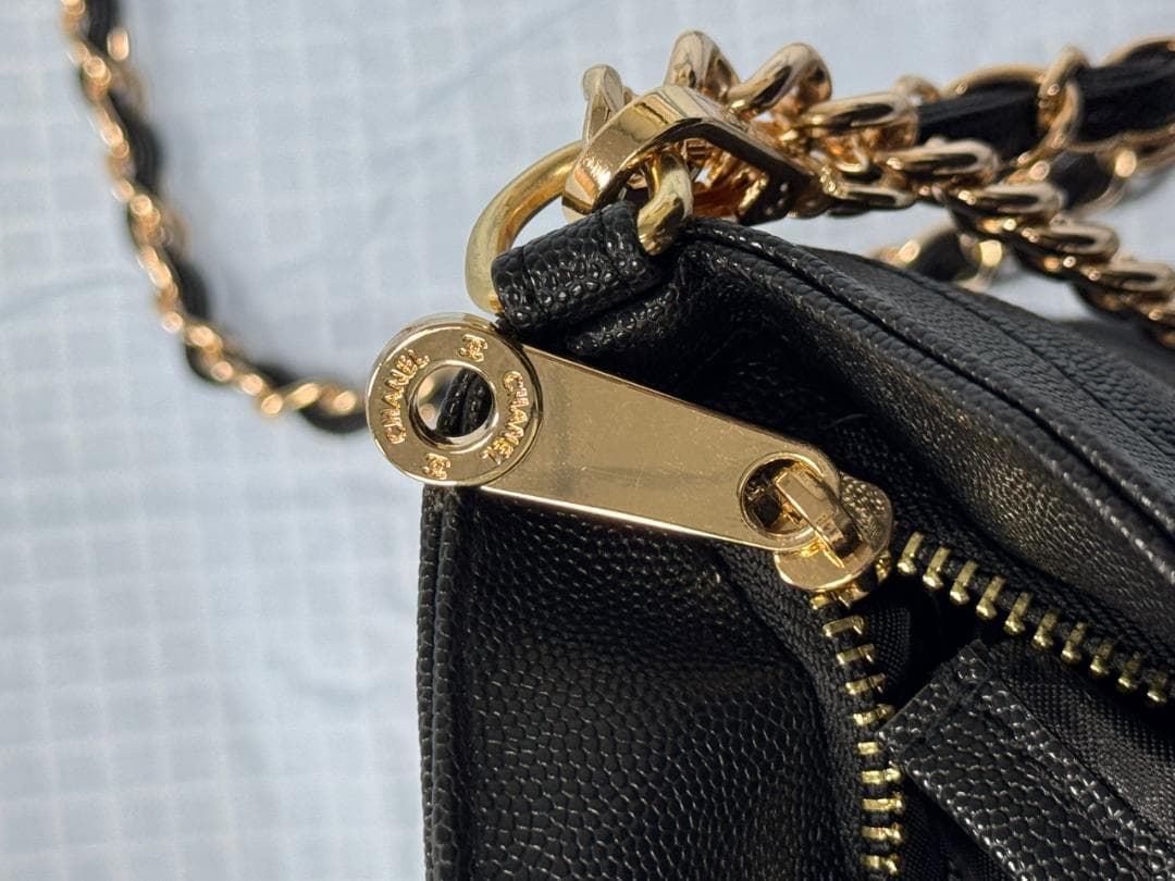 ✨新品・未使用ブラック キルティング ミニショルダーバッグdsa