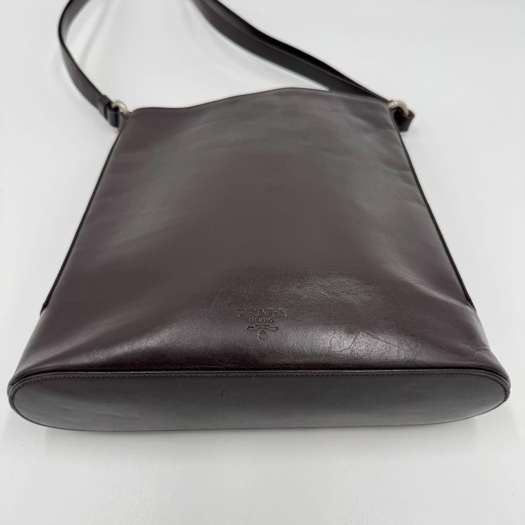 PRADA プラダ カーフ レザー ショルダーバッグ 肩掛け ダークブラウン