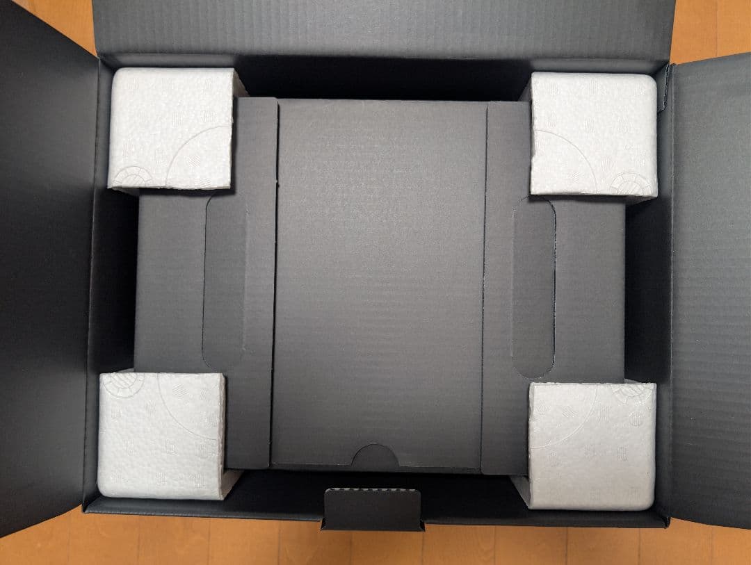 オーディオテクニカ　ATH-AWKT 密閉型ヘッドホン ★ほぼ未使用★