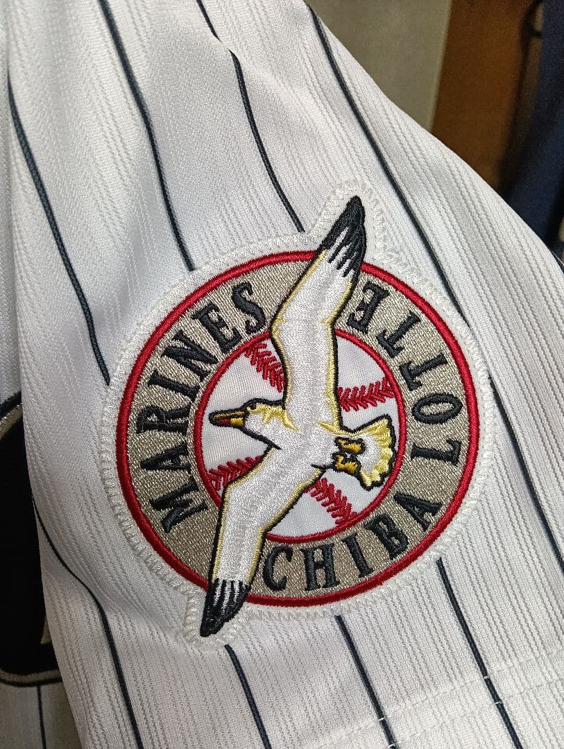 【新品タグ付き！】ロッテ 岡田幸文 ハイクオリティユニフォーム（Mサイズ）