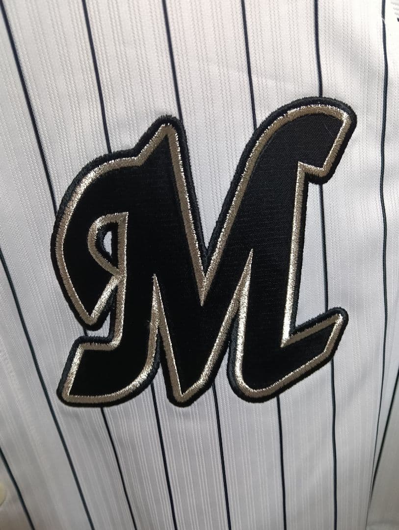 【新品タグ付き！】ロッテ 岡田幸文 ハイクオリティユニフォーム（Mサイズ）