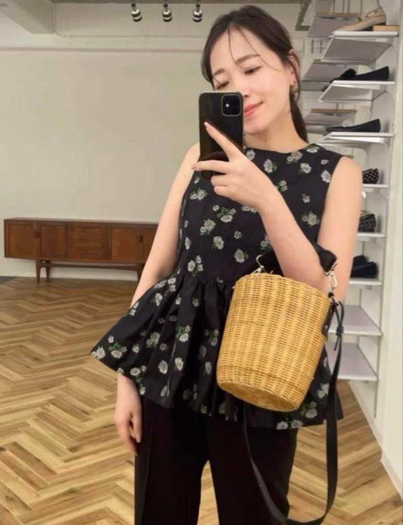 yun様⭐︎オーガ⭐︎BOUQUET⭐︎プーケットブラウス