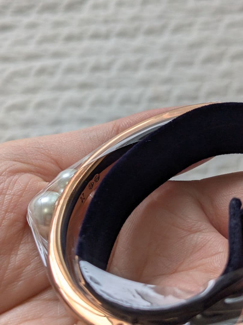 スワロフスキー バングル