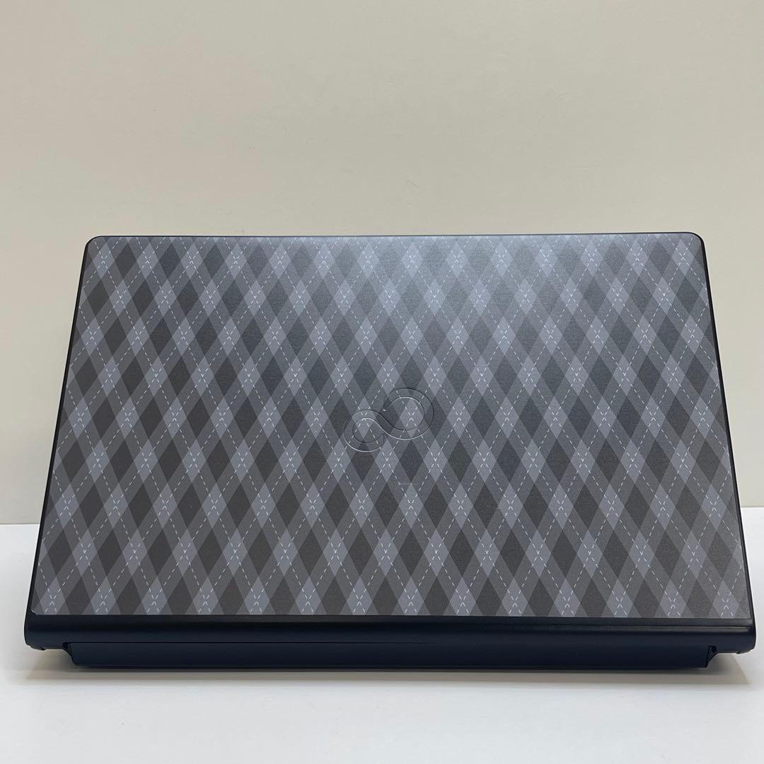 #667 富士通 LIFEBOOK WS1/D2 i7-8550U SSD512