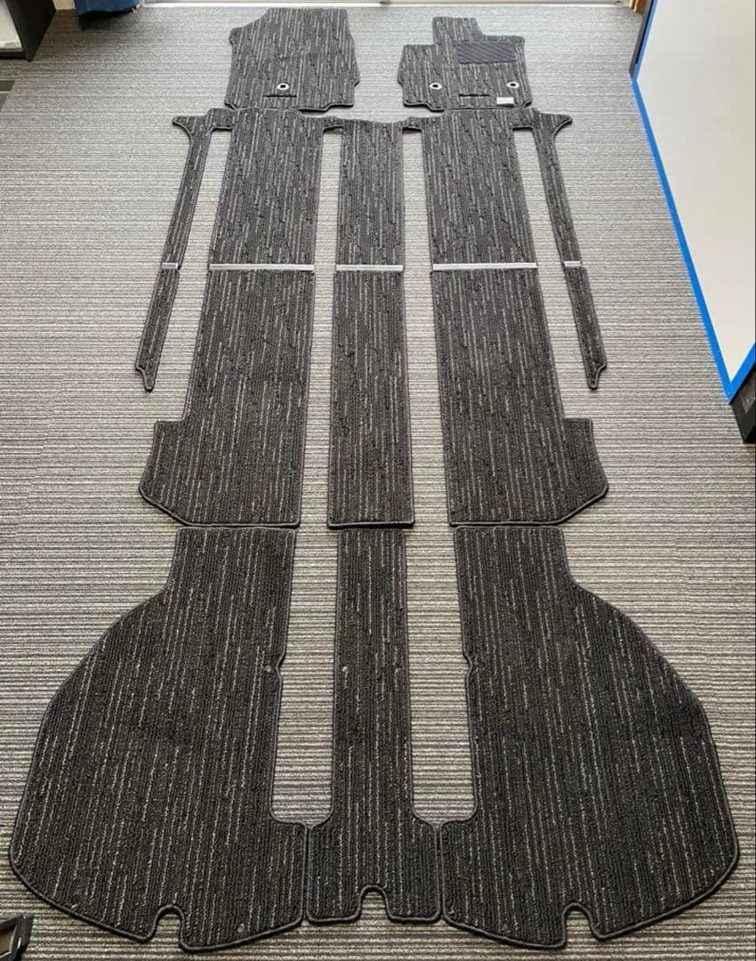 【専用】トヨタ　アルファード　純正マット