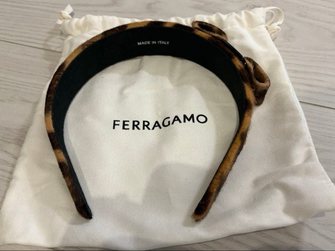 FERRAGAMO カチューシャ 新品　レオパード　ヒョウ柄