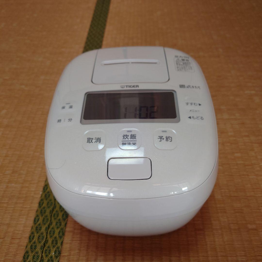 TIGER 炊飯器 5.5合　2023年製　JPI-Y100 WY ホワイト