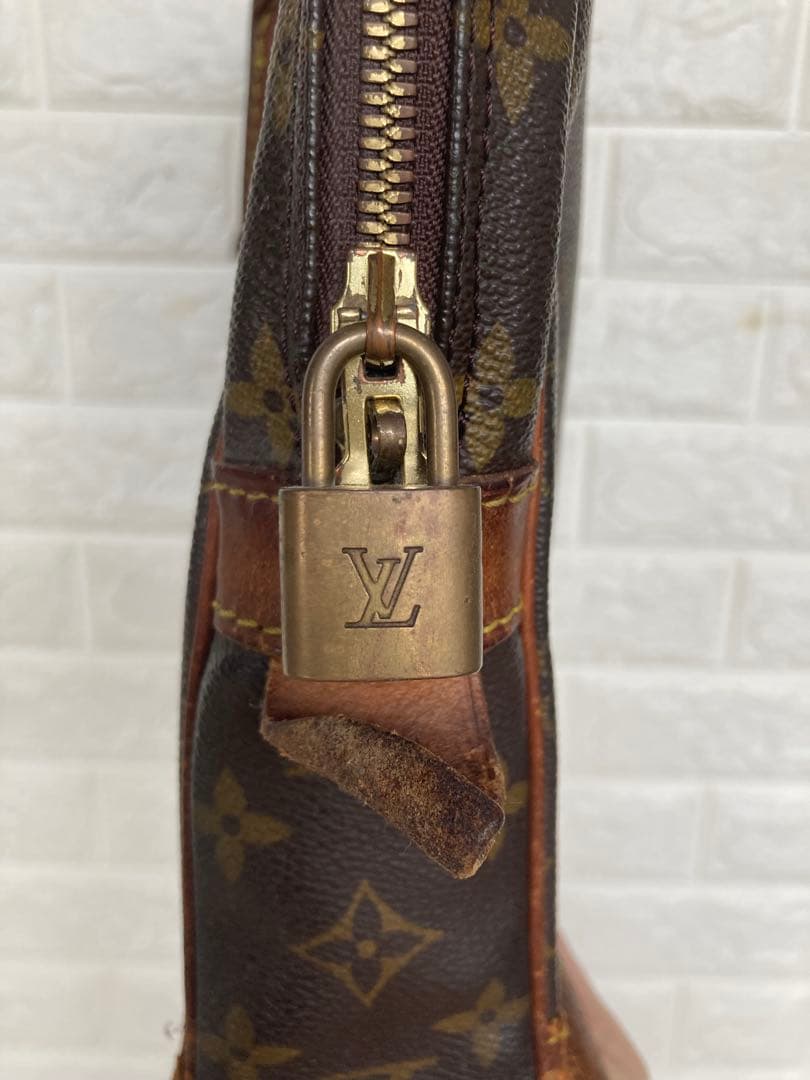 ⭐︎廃盤 希少⭐︎ 南京錠あり ヴィンテージ 書類カバン LOUIS VUITTON