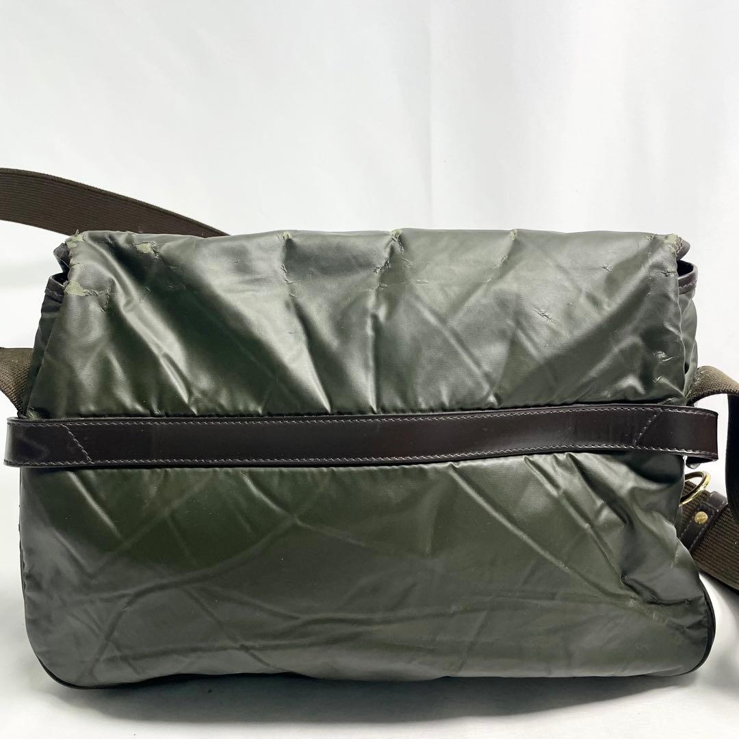 サトロック ハンティングワールド バチュークロス ショルダーバッグ