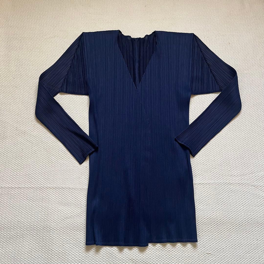 PLEATSPLEASE イッセイミヤケ　カーディガン　ネイビー　3