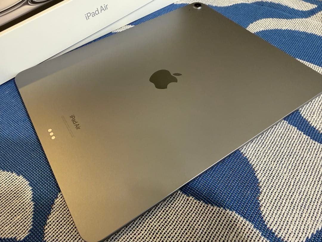 M2 Apple iPad Air スペースグレー13インチ