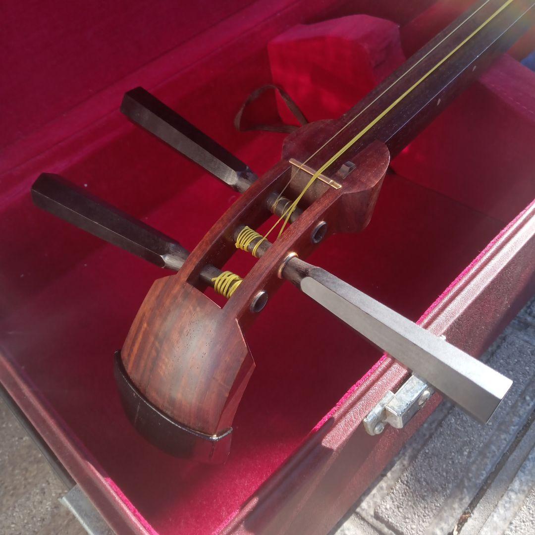 由*秋様 津軽三味線　ケース付き