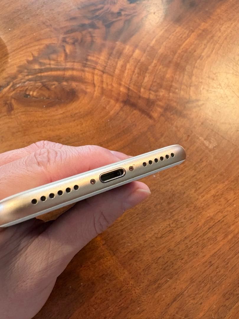 【美品】iPhone 8 256GB ゴールド