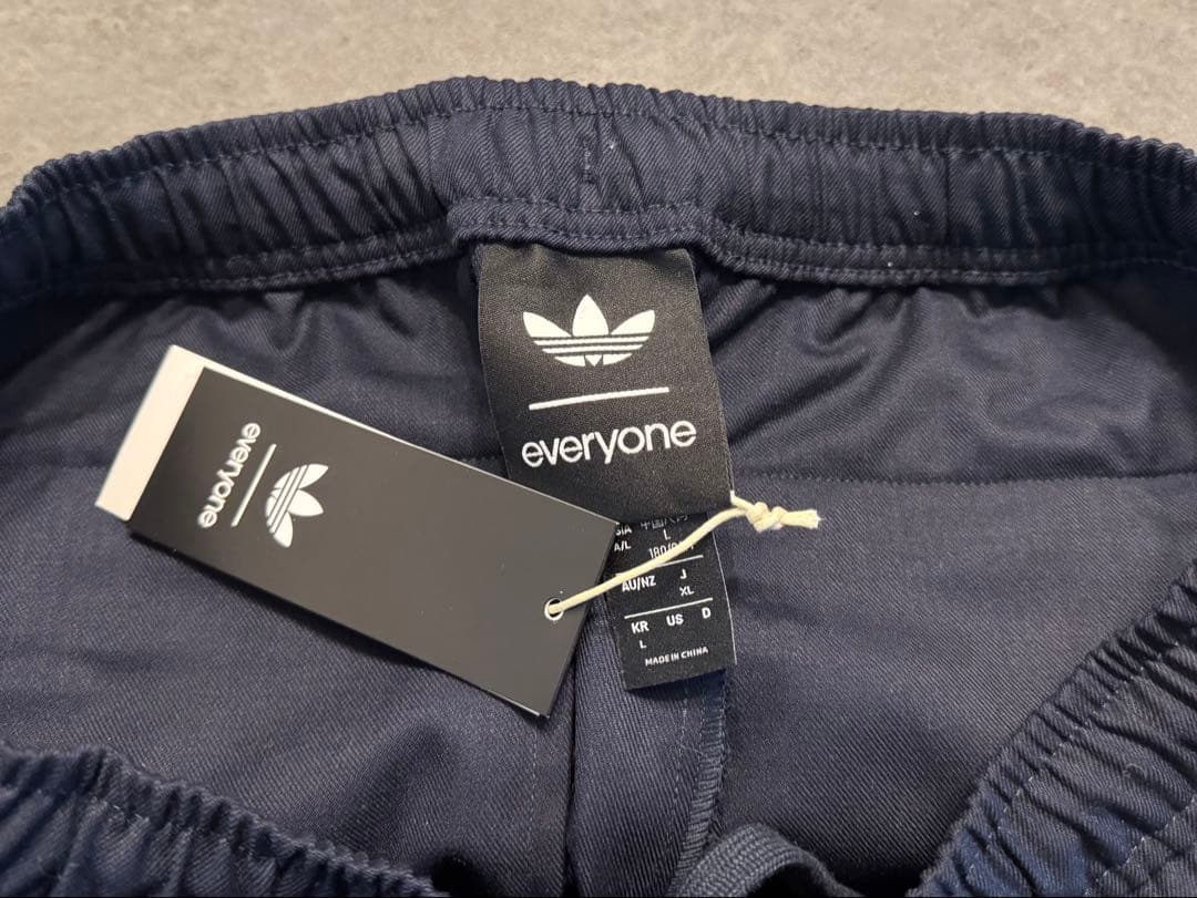 【everyone / adidas】TRACK PANTS (XL)