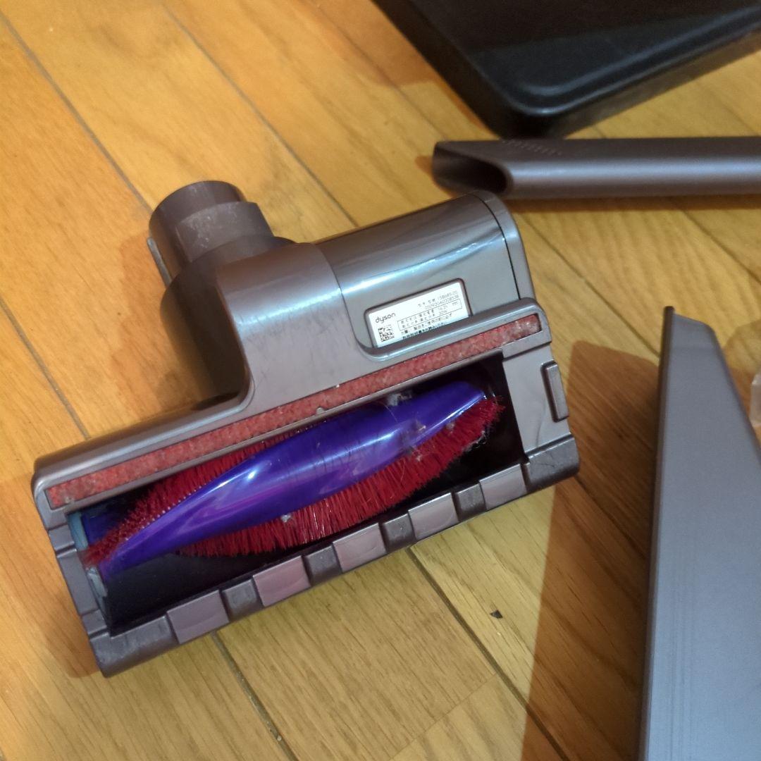 ダイソンv10　スタンド付き　動作良好