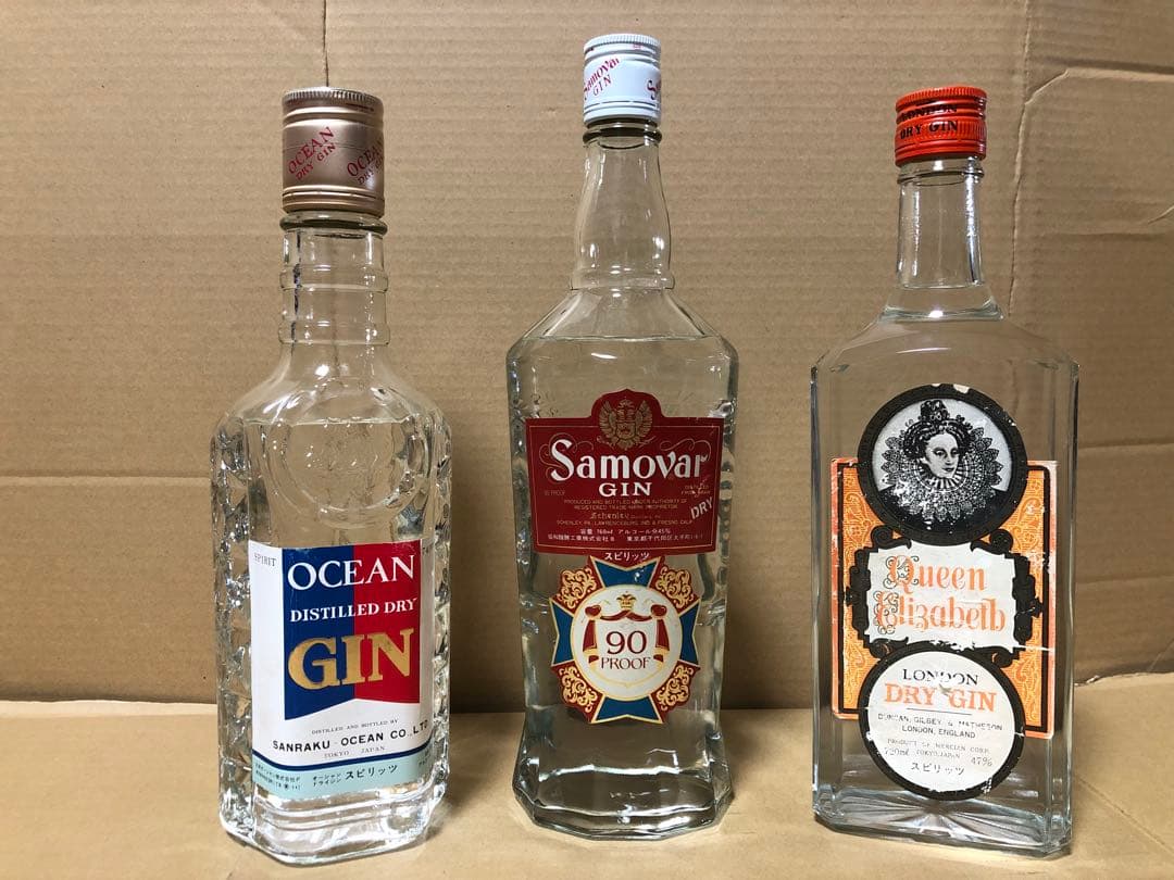 ★【古酒】ジン GIN クイーン エリザベス ロンドン ドライ オールドボトル