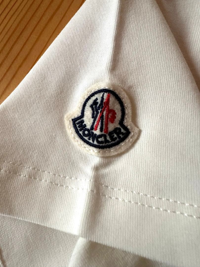 新品✨国内正規品 MONCLERモンクレール 子供 kids Tシャツ 白140