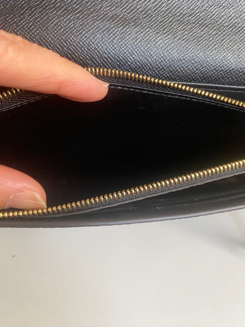 あっこです【希少＊美品】ルイ ヴィトン　ジャングル ポルトフォイユ・サラ