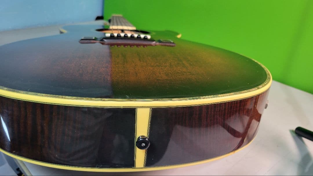 Washburn MONTEREY ARTIST-Aエレアコギター現状品