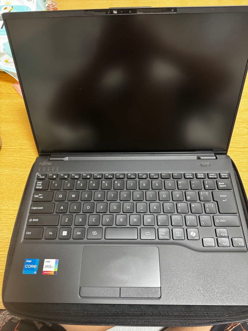 Windowsノート本体 FMVU75J3B