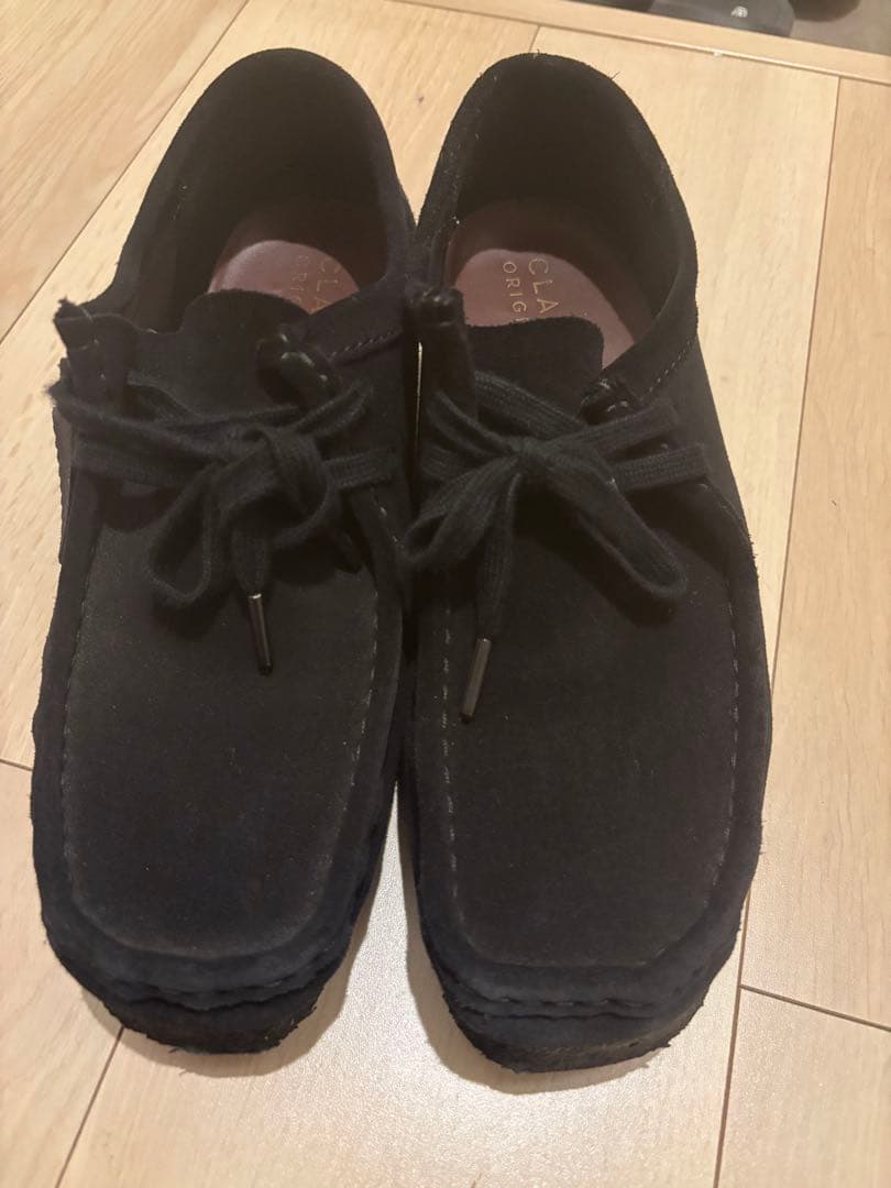 CLARKS 黒 ワラビー