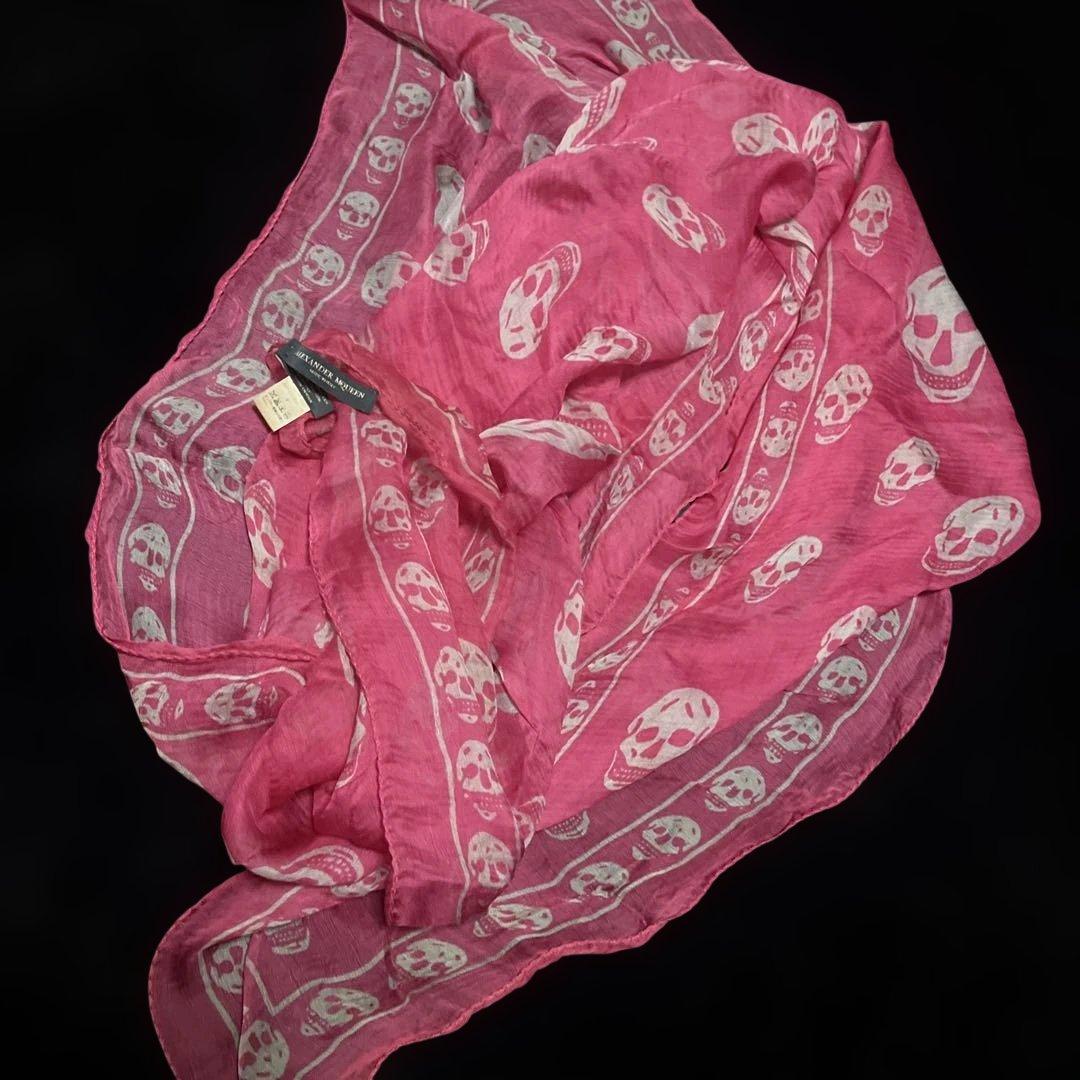 ALEXANDER McQUEEN スカル柄ストール