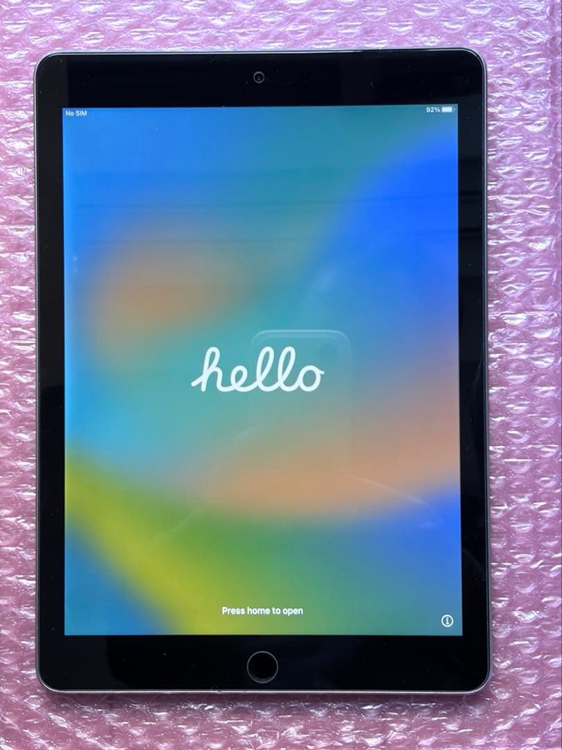 iPad Pro 9.7インチ128GB Wi-fi セルラー MLQ32J/A