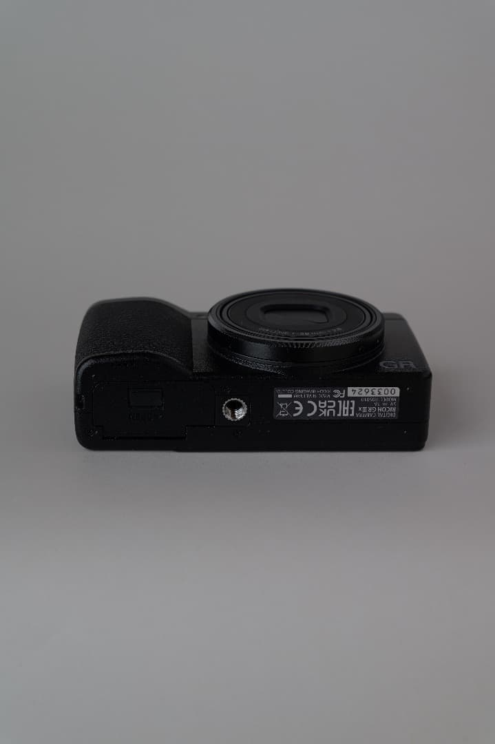 Ricoh GRIIIx コンパクトデジタルカメラ