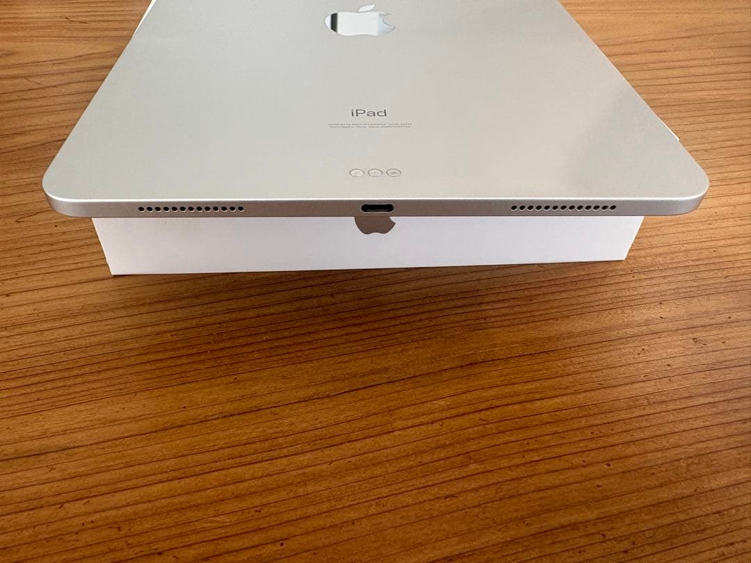 Apple iPad Pro 11インチ (モデルA2228)