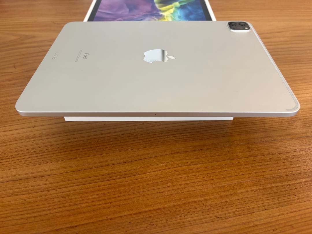 Apple iPad Pro 11インチ (モデルA2228)