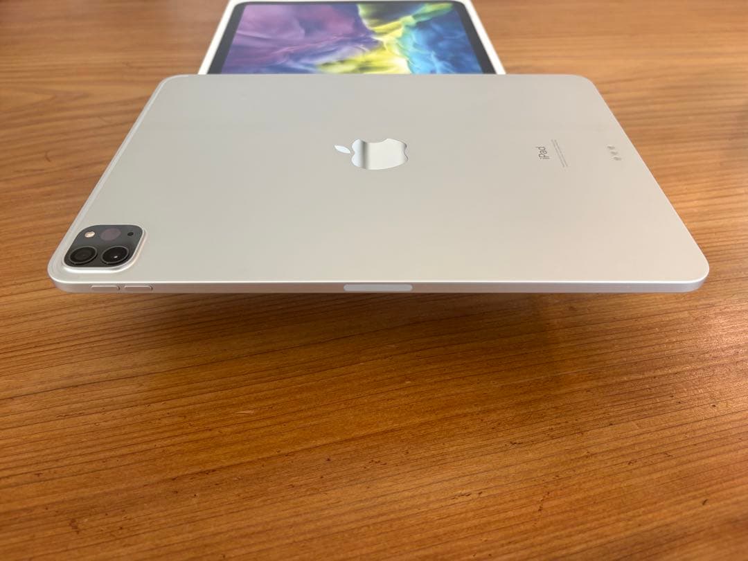 Apple iPad Pro 11インチ (モデルA2228)