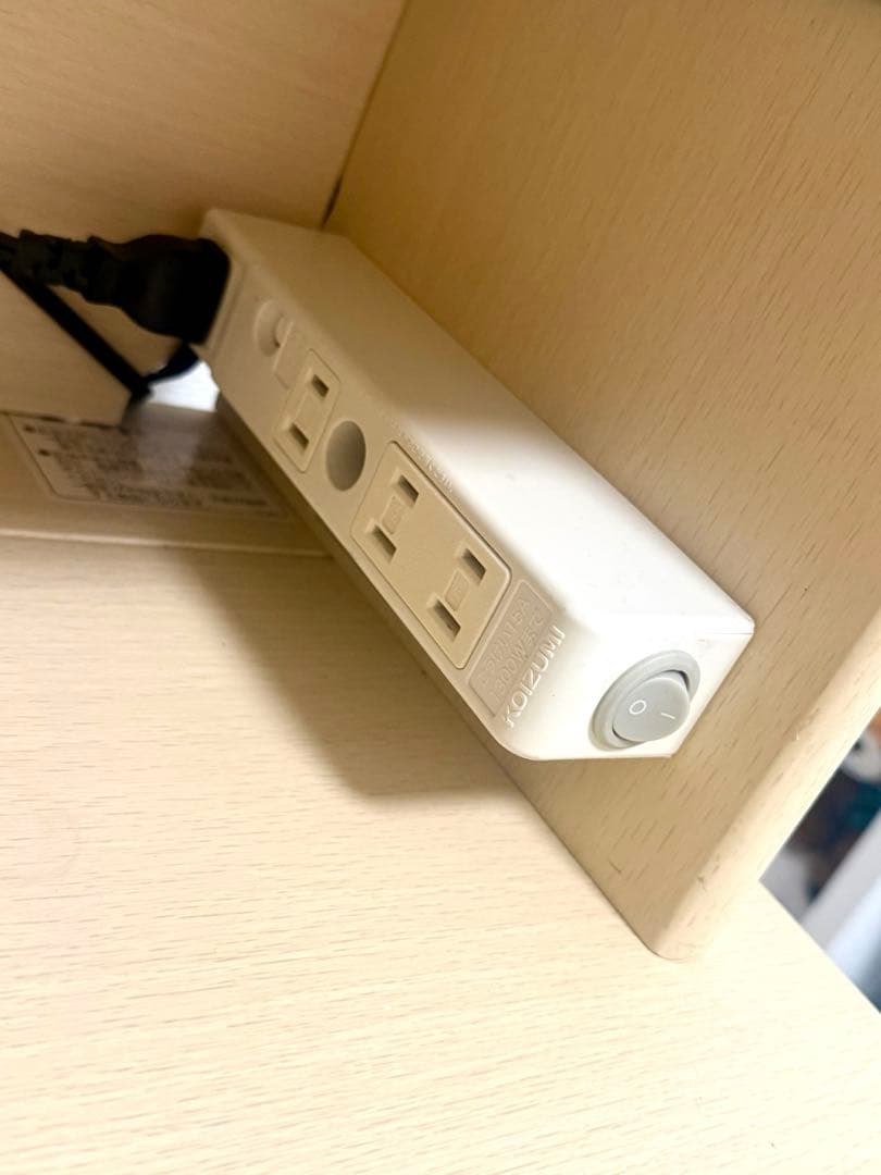 （大阪引取り限定）KOIZUMI L字型学習机とチェアセット