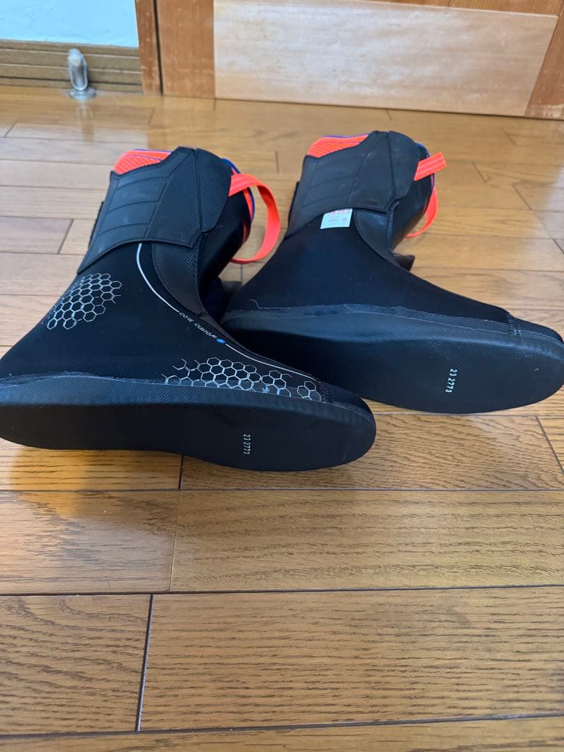 yuta2438！2024LANGE ブーツRS120SC