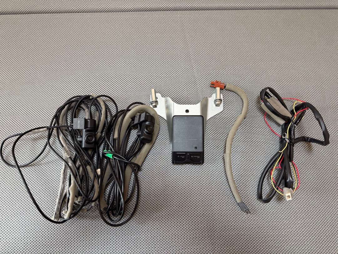 マツダ CX-5純正 2カメラドライブレコーダー C9KB-V6-580中古