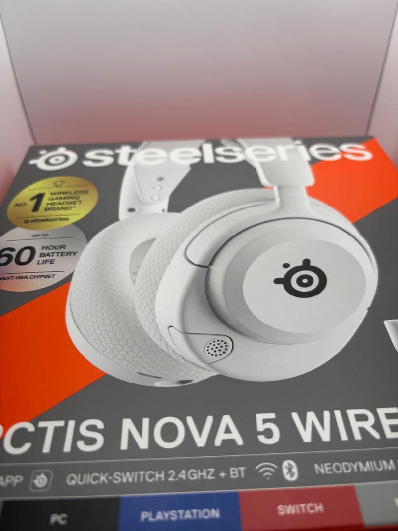 ARCTIS NOVA 5 wireless ホワイト　ゲーミングヘッドホン