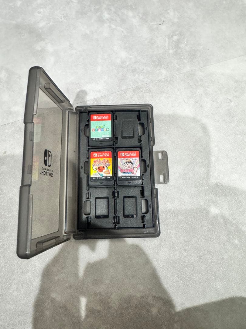 Nintendo Switch ゲームセットとコントローラー 桃鉄、動物の森