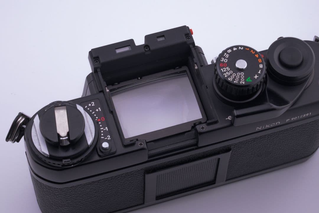 フィルムカメラ Nikon F3P + Ai-S 50mm F1.2