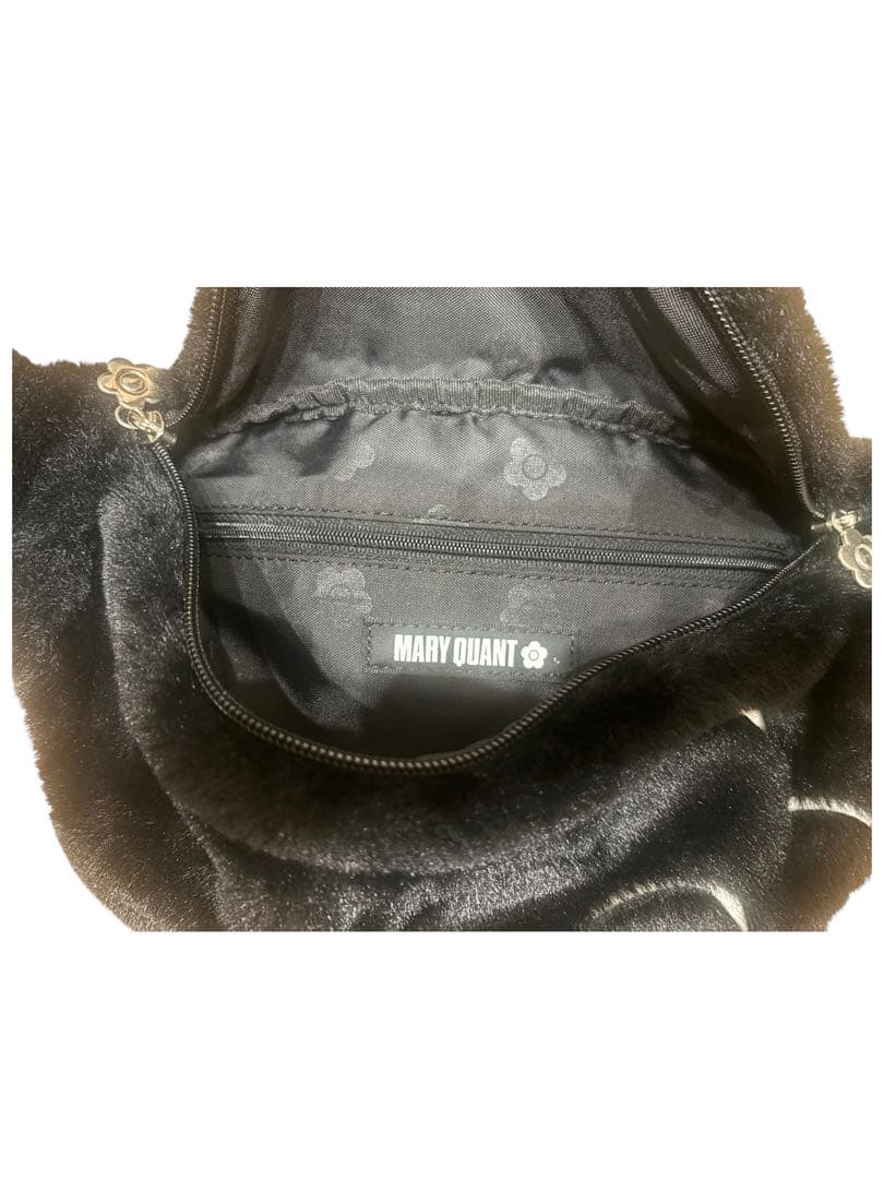 マリークワント　ウエストポーチ　ボディバック　もこもこ　ふわふわ[新品、未使用]