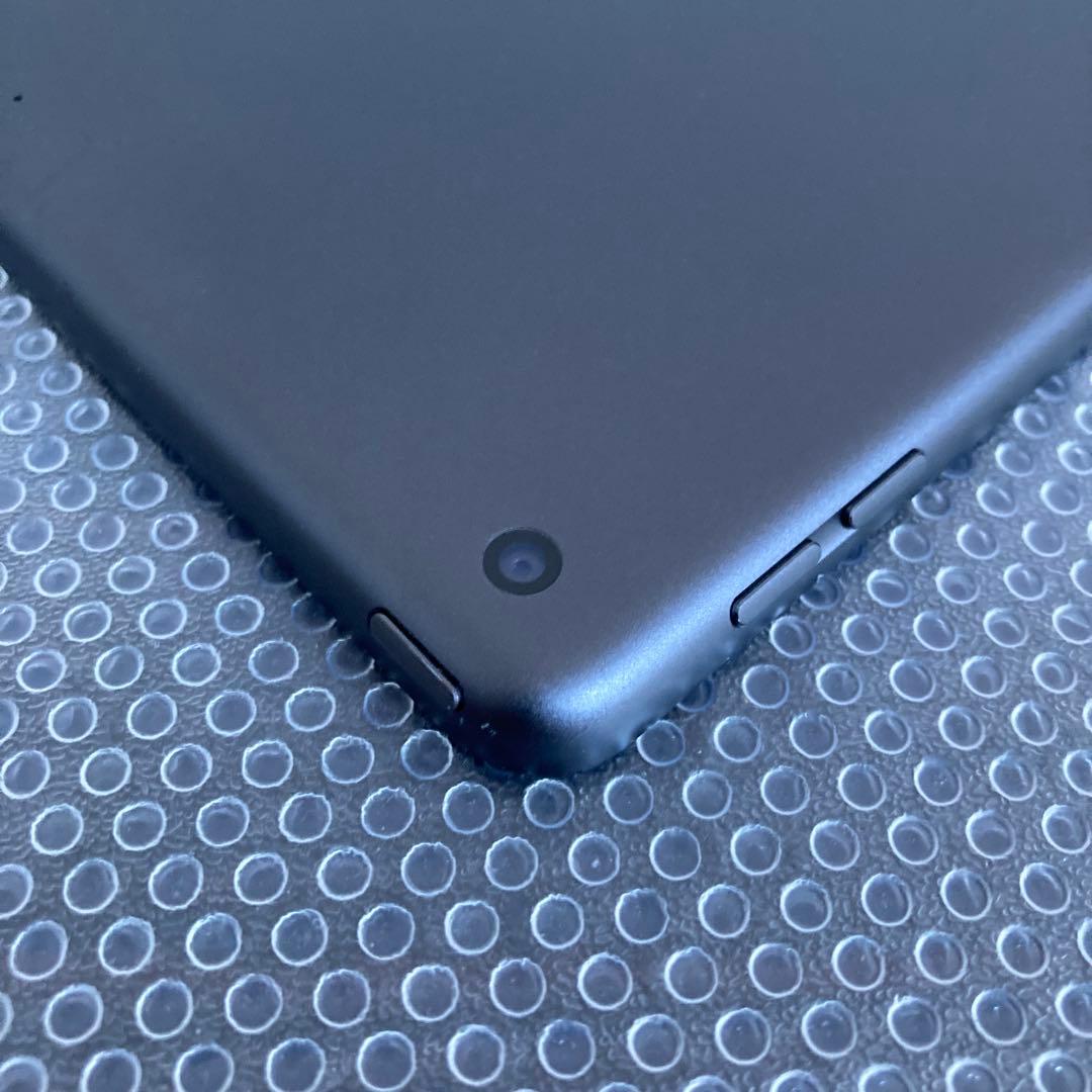 3373【早い者勝ち】電池最良好☆iPad7第7世代32GB WIFIモデル☆