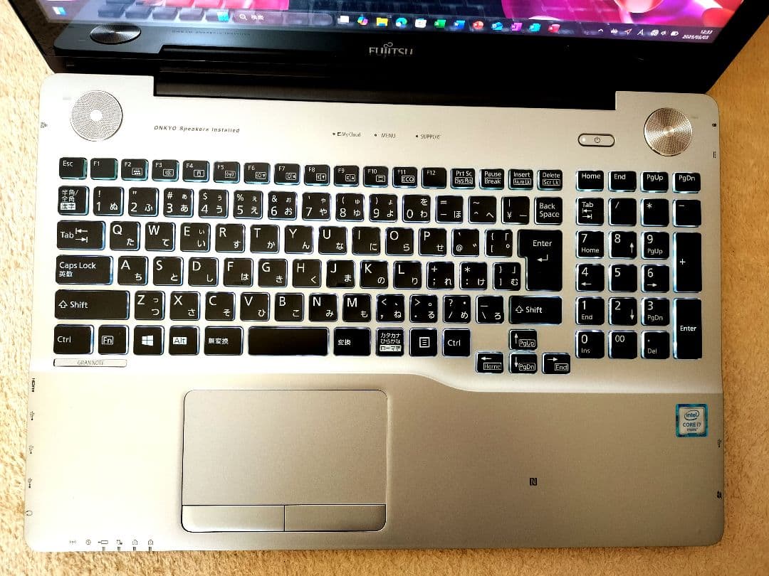 よっちゃん 富士通 4KノートPC AH90X