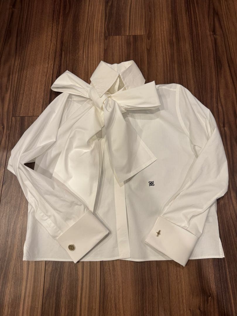 FENDI リボン付きシャツ 訳あり激安